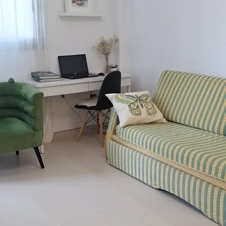 Summer Corner * אדחה